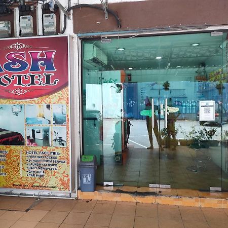 Ash Hotel スレンバン エクステリア 写真